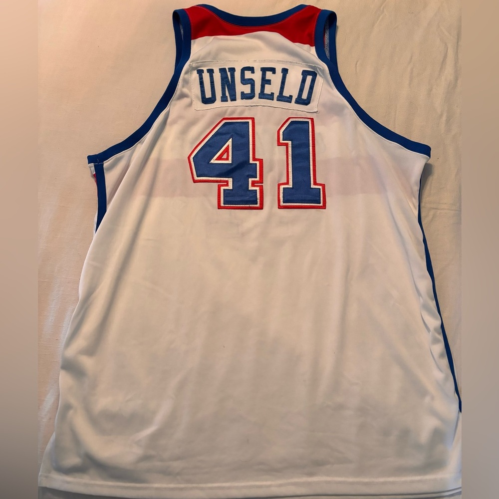 Mitchell & Ness Washington Bullets Wes Unseld Jersey - Picture 5 of 5